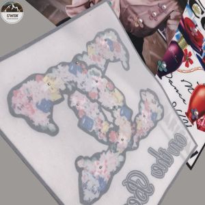 Adhesive Backing Custom Made Embroidered Patches For Clothing Various Shape