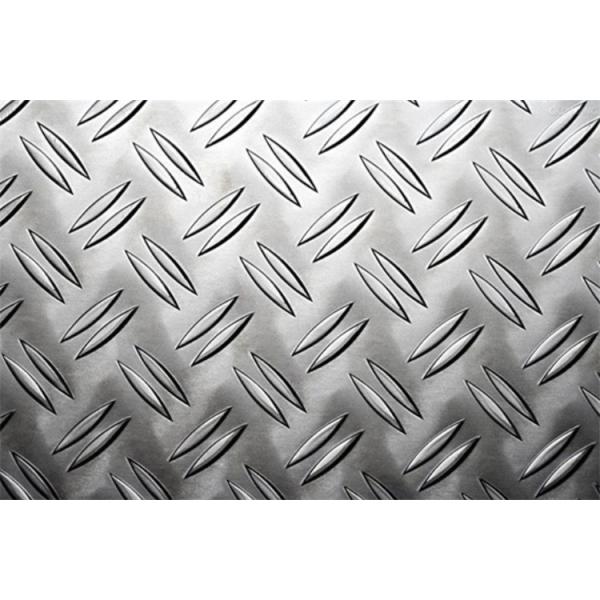 Decoration Skidproof Two Bar Aluminum Tread Plate 1.5mm Thickness