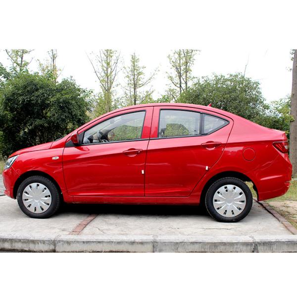 5KW Motor Climbing Sedan Electric Car 72V100Ah Lead - Acid Battery With Safety