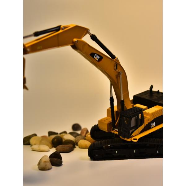 Buy CAT385C Excavator Diecast Model 1/64 Scale | Construction Replica at wholesale prices