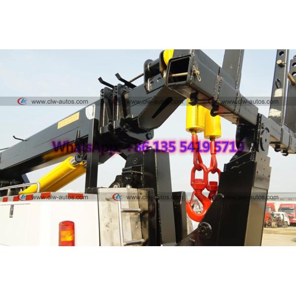 HOWO 8x4 371HP 420HP 360 Degree Rotation Road Wrecker Truck