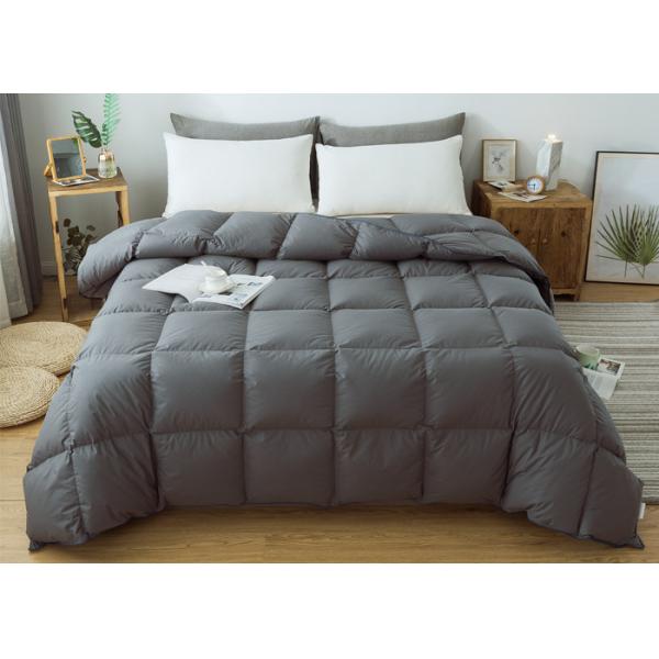 Buy 228x228CM Hotel Deluxe 70% White Goose Down Duvet at wholesale prices