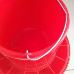 1.5 Libras Strength PP 105g Poultry Feeder Drinker