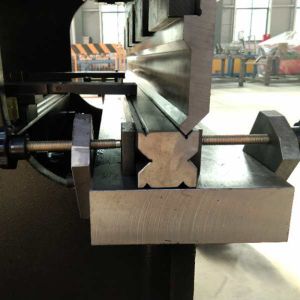 40T 1200MM NC Torsion Bar Small Hydraulic Press Brake With E21 Controller