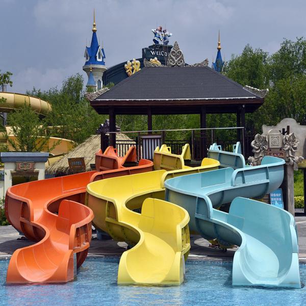 Buy Factory Provided Directly Fiberglass Water Splash Well-Made Combination Slide Customized for Aqua Amusement Park at wholesale prices
