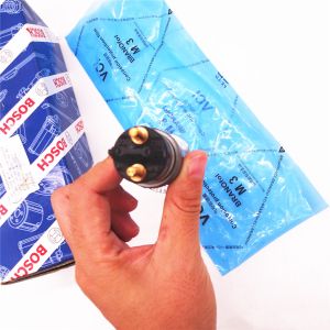 Genlyon Truck Parts 0445120361 5801479314 SFH Cursor Engine Fuel Injector