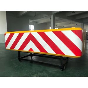 Collapsible 2.0-4.0t Attenuator Truck Crash Anti Collision