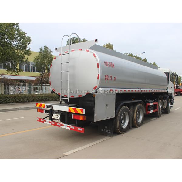 Dongfeng SkyDragon Front Four Rear Eight- Wheel Ordinary Liquid Transport Vehicle
