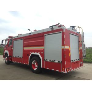 Howo 4X2 Water Foam Fire Engine Truck With Double Cabin Multipurpose