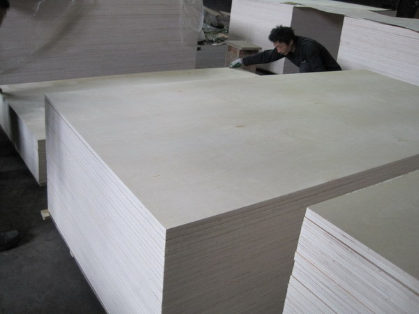 Buy Full Birch Plywood at wholesale prices