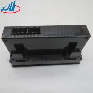 Top Quality Truck Spare Parts Control Panel WG1664820003
