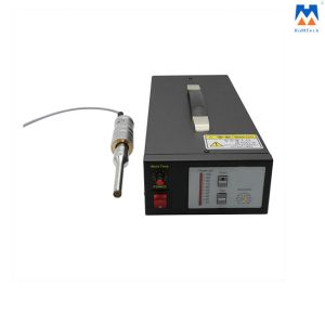 Handheld ultrasonic spot welder for non-woven bag welding