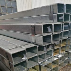 Polished Galvanized Rectangular Steel Tube 304 Q235 20mm*20mm*2mm For Metallurgy