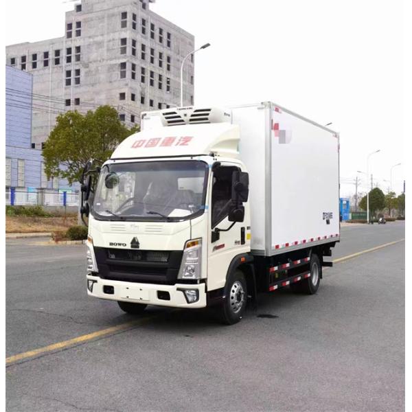 New Brand HOWO 4x2 4.2M Single Row Van Refrigerator Truck Wagon