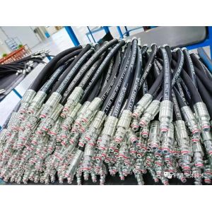 Certifications Approved Anti Abrasion 2SN ISO Hydraulic Hose