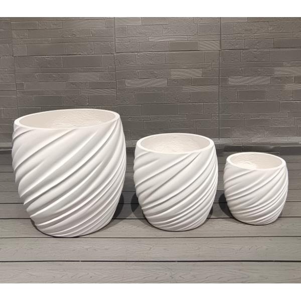 Outdoor Fiber Clay Planter Light-weight Life Time Keep 5-6 Years Drainage Holes