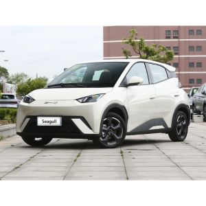 New Energy Used Sedan Cars Vehicles With RWD Drive Steering System