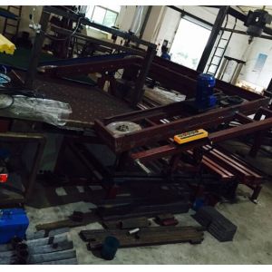 Manual Foam Rubber / Sponge Cutting Machine High Speed , 600mm