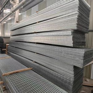 Silver Rectangular Non Slip Grating Weather Resistance