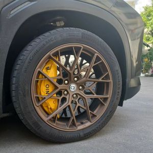 Cross-Drilled Rotors Style Brake Calipers for Improved Heat Dissipation