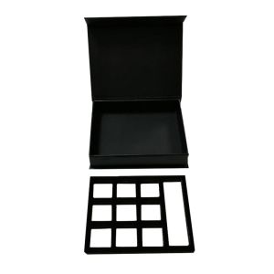 Foldable Fancy Chocolate Packaging Boxes Chocolate Gift Pack With Window