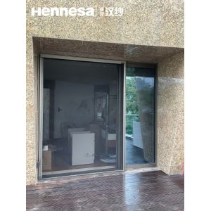 Wall Mounted Style Retractable Screen Window With Fiberglass Mesh