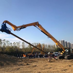 Pile Hammer for Hard Soil: 15m Sheet Piling Vibro Hammer with High Driving Force