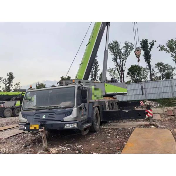 Seven-Arm Crane Jib ZAT2000V 2021 Years Zoomlion Mobile Crane 200 Tons for Heavy-Duty Construction Projects