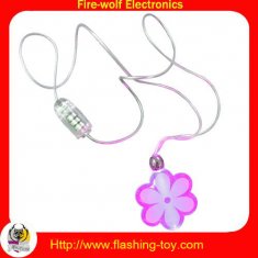 Quality Red, Yellow, Blue, Green, White, rainbow Flower Pendant Flashing Led Necklaces for sale