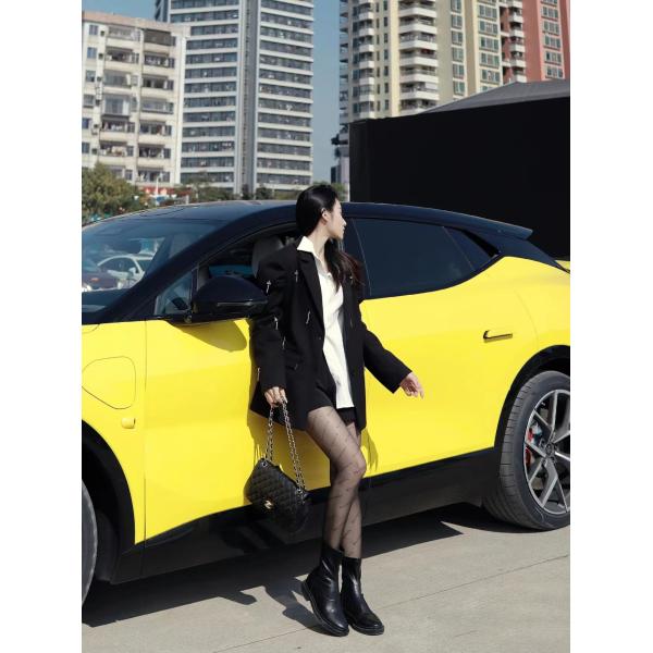 Lotus Eletre R 15.1" LCD Meter Adult Electric Vehicle with 15 Speakers 11 Exterior Cameras and AR-HUD Charging Pile