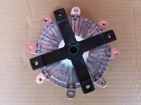 8971297380 ISUZU 4HF1 4HG1 Fan Clutch Cross Install Seat Flat And Round Connect With Fan Blade