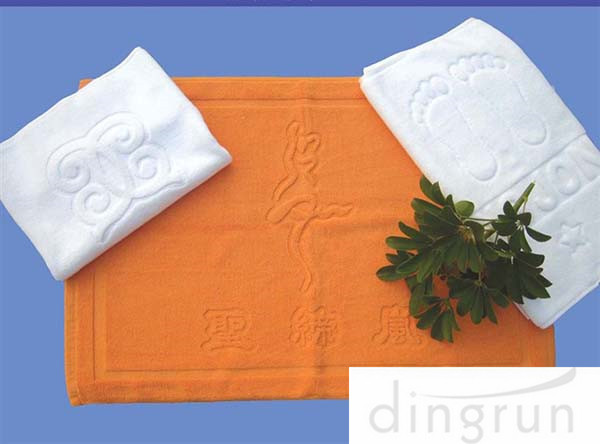 Buy Skin Friendly Personalized Cotton Bath Towels Reactive Printing Technology at wholesale prices