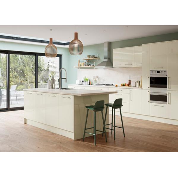 Villa Projects MDF Kitchen Cabinets / Cupboards With Moisture Proof Board