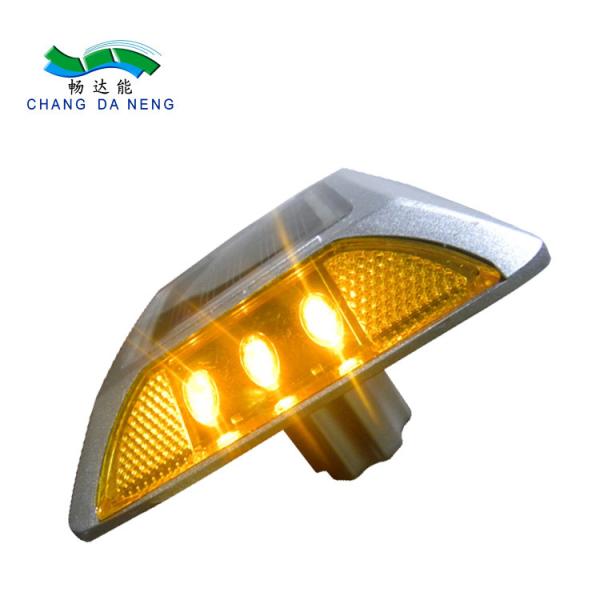 Buy IP68 Waterproof Solar Spike LED Cast Aluminum Reflector Road Traffic Guidance Lights With Feet at wholesale prices