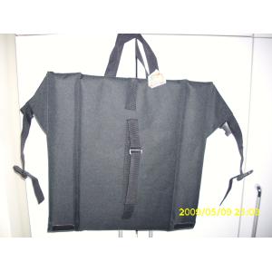 stadium seat cushion of easy-to-bring-along design