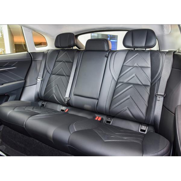 Customized Red/Blue Energy Vehicles Zeeker 001 Electric Cars with 616km Integrated Mileage