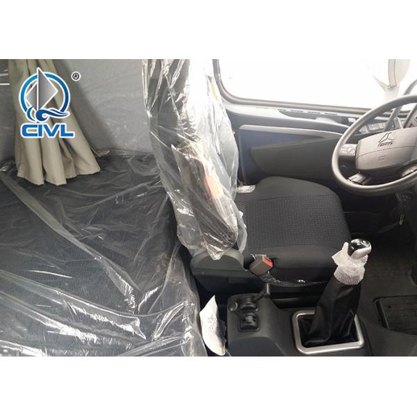 New Sinotruk Howo Tractor Truck HW 79 High Roof Cab Two Beds102 Km/H Prime Mover Used With Semi Trailer