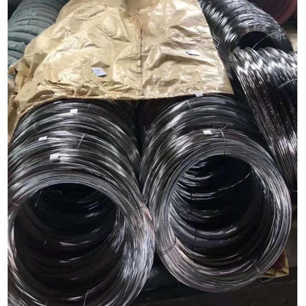 Buy Industrial Stainless Steel Pipe with Temperature Resistance Up To 870°C and Custom Lengths 1-12m for High Temperature Applications at wholesale prices