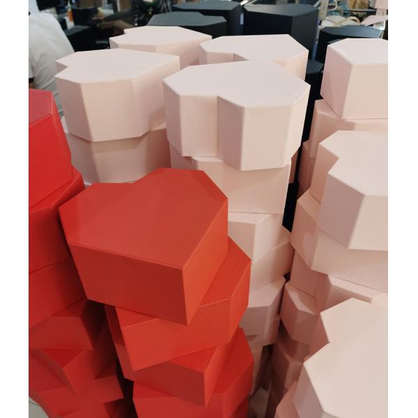 Custom cardboard packaging box wholesale valentines day gift heart shaped gift box with ribbon