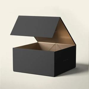Square Foldable Cardboard Gift Boxes Magnetic With Lid Matt Lamination