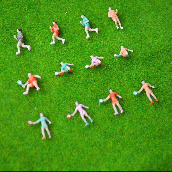 1:100 scale architectural model color sport figures 2cm for outdoor exercise