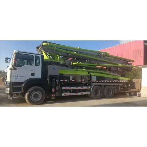 23 Years Zoomlion Concrete Pump Truck 62 Meters Using Mercedes-Benz Chassis