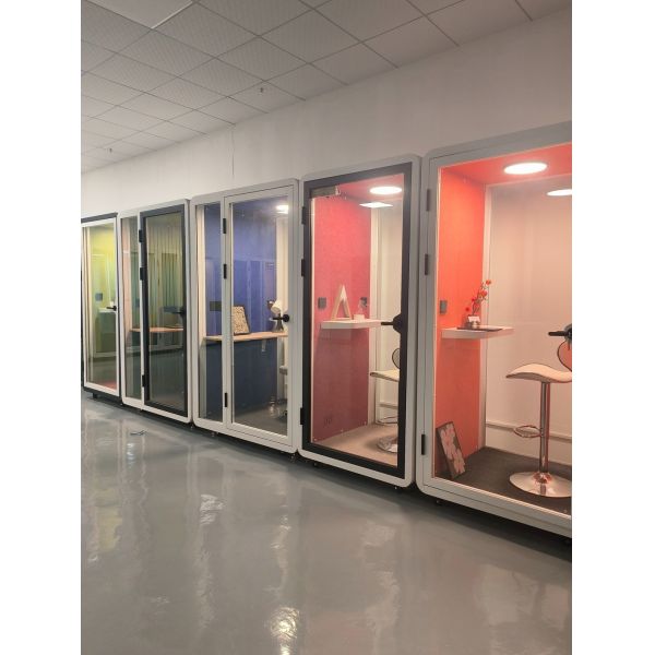 Air Ventilation Soundproof Workspace Booth for Enhanced Privacy and Focus in Large Size