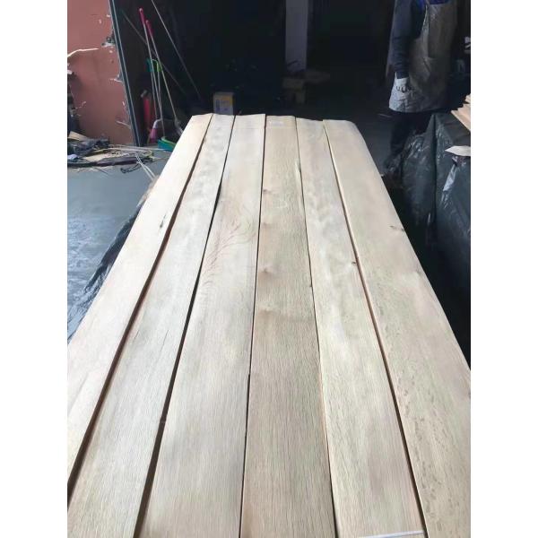 Buy White Oak Veneer Quartered Heavy Flake 0.40mm Thickness at wholesale prices