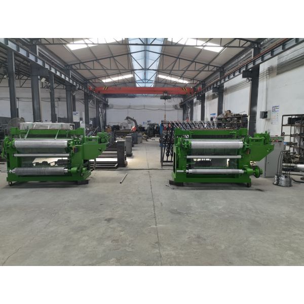 PLC Light Full Automatic Wire Mesh Welding Machine High Output