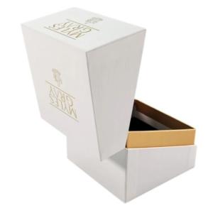 Compostable Deboss Cosmetic Packaging Boxess paper Magnetic Closure ISO9001