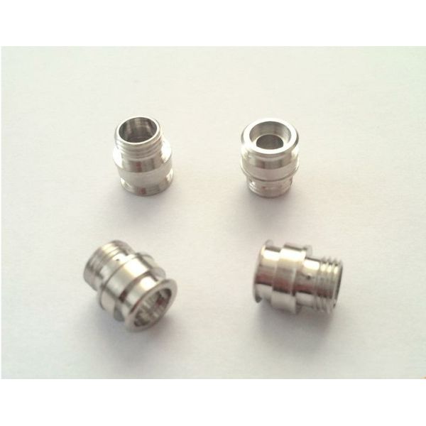 Industrial Precision CNC Vertical Machining Center LS-1370L Gear Cutting Processing Center