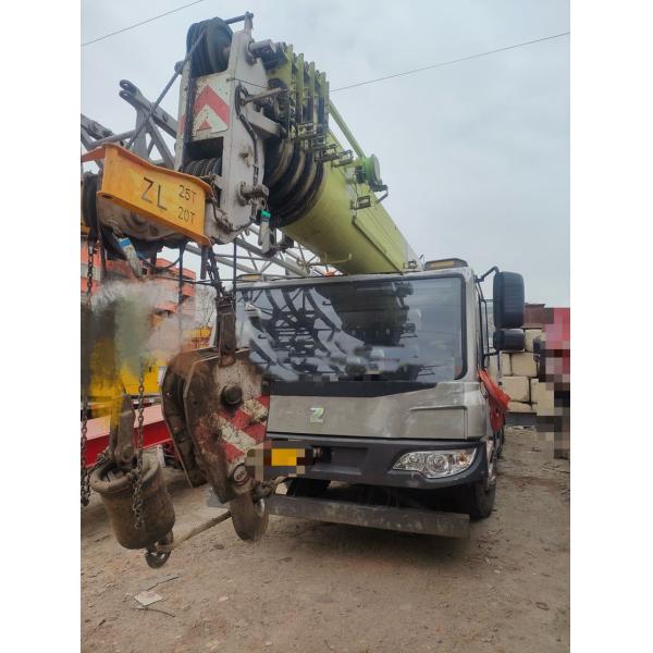 Buy 2016 Zoomlion Used Truck Crane ZTC251V5 with 25 tons Hooks and 242kW Engine Rated Power at wholesale prices