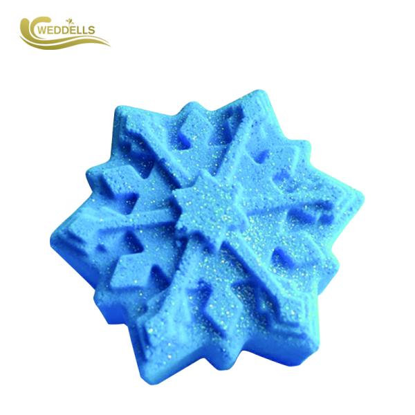 OEM Unique Shape Snowflake Bath Bomb With Flower Fragrance For Chrismas