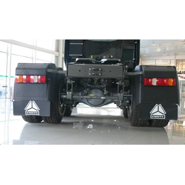 6X4 Euro2 380HP SINOTRUK HOWO A7 Tractor Dump Truck LHD ZZ4257N3247N1B